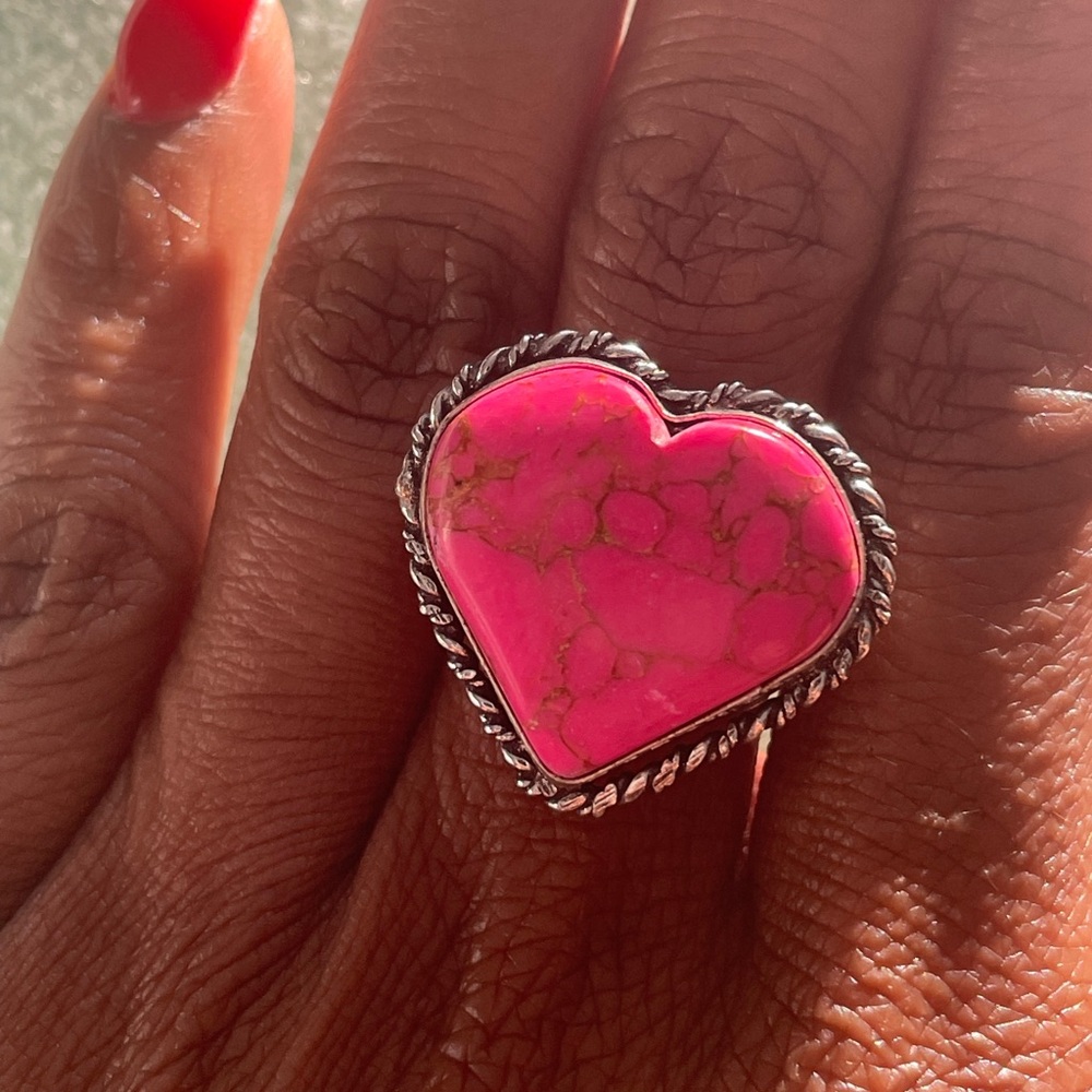 Pink Heart-Shaped Silver Ring